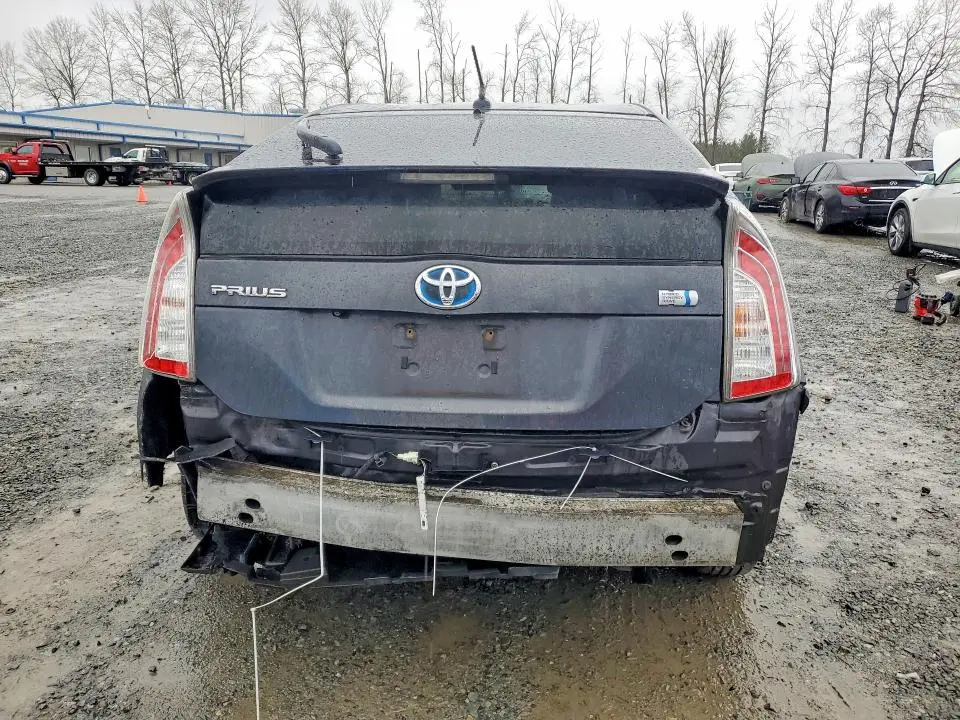 2014 TOYOTA PRIUS THREE  