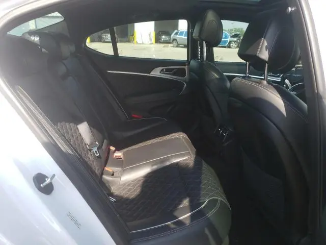 2019 GENESIS G70 PRESTIGE  