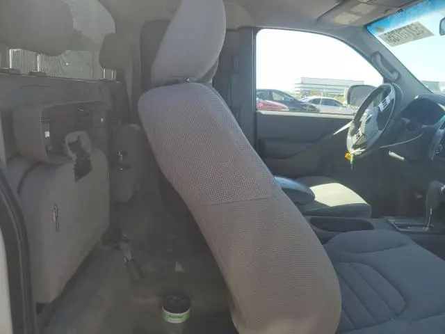 2016 NISSAN FRONTIER S  