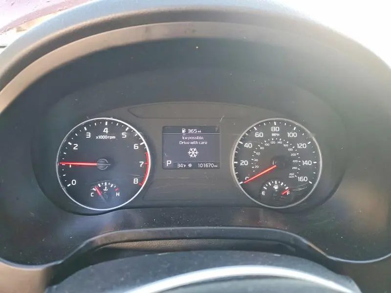 2021 KIA SELTOS S  
