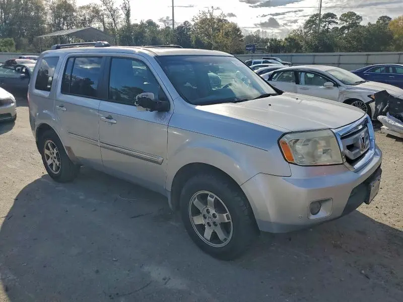 2011 HONDA PILOT TOURING  