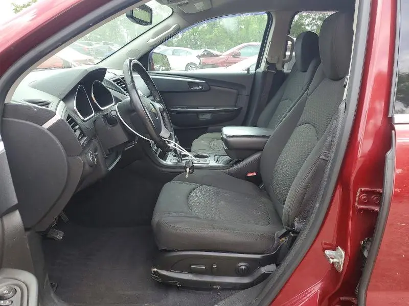 2011 CHEVROLET TRAVERSE LT  