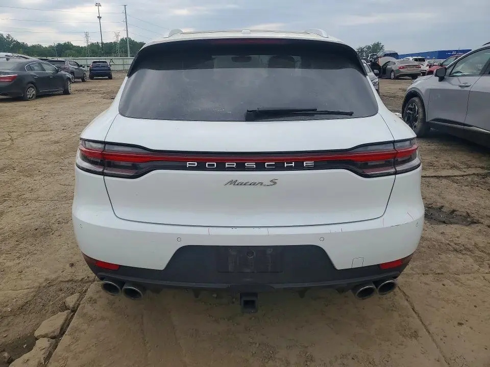 2021 PORSCHE MACAN S  