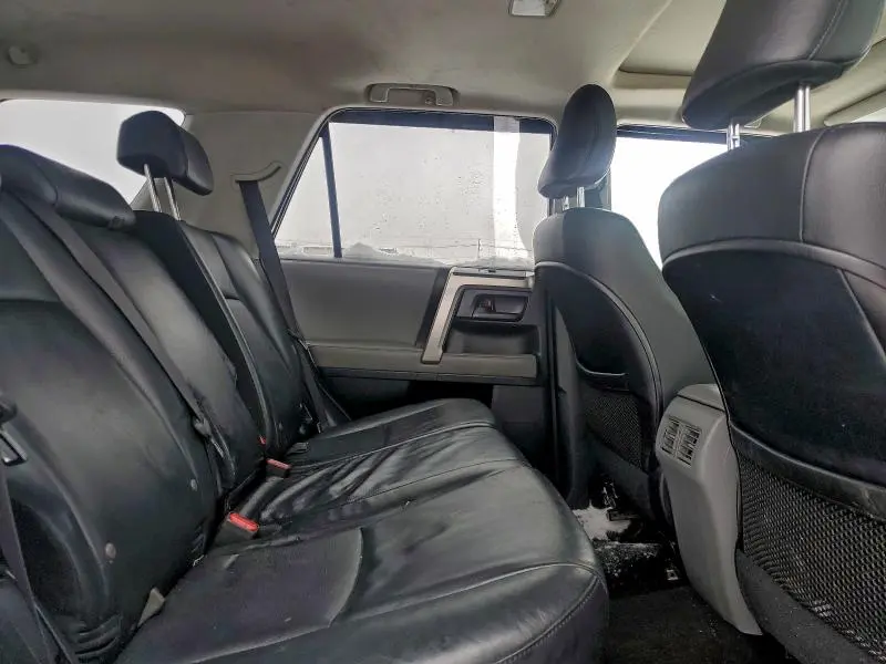 2010 TOYOTA 4RUNNER SR5  