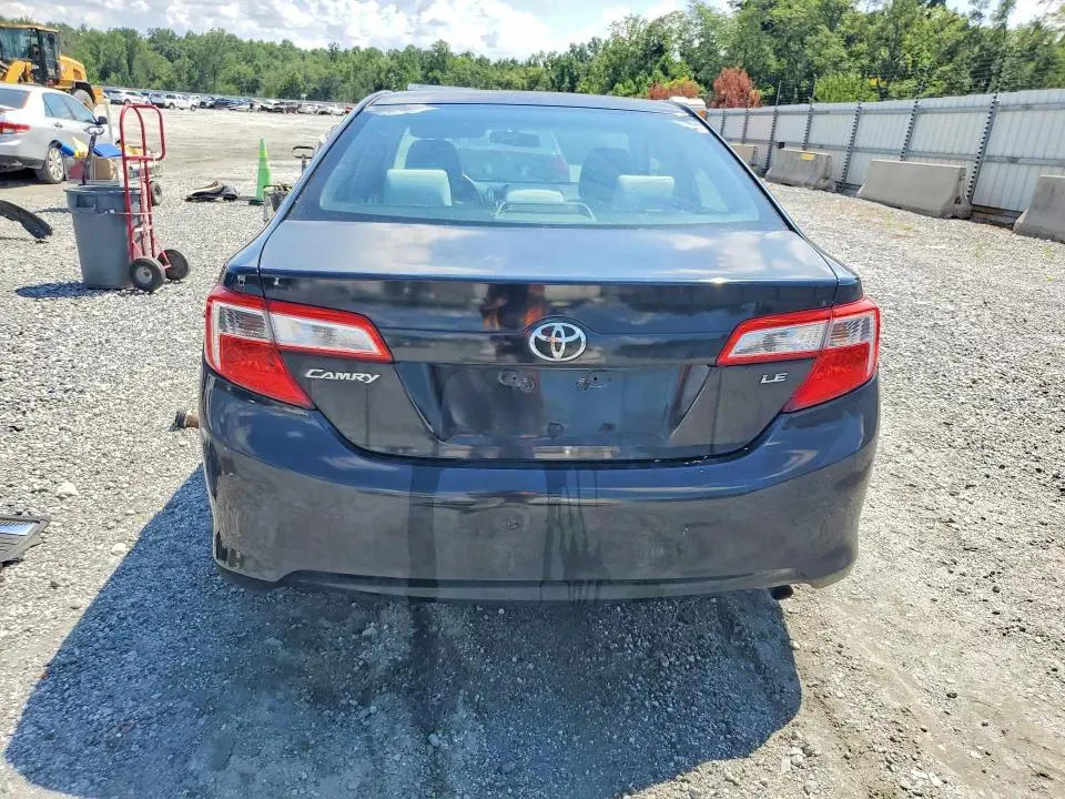 2013 TOYOTA CAMRY LE  