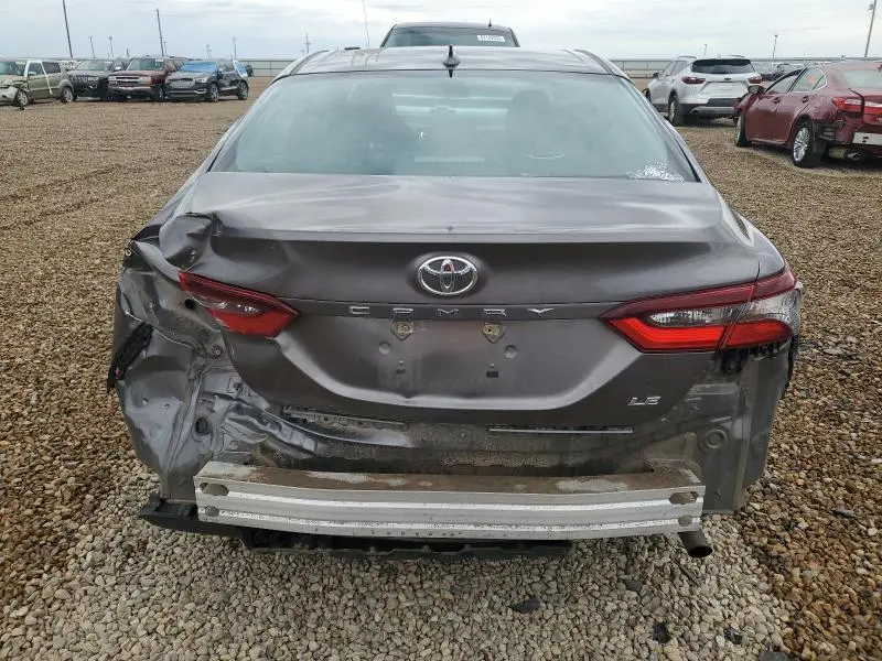 2021 TOYOTA CAMRY LE  