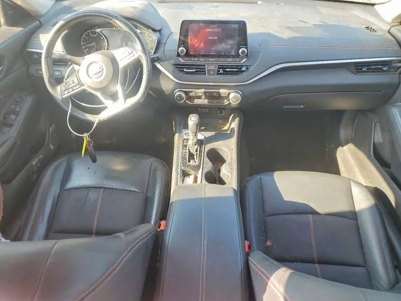 2022 NISSAN ALTIMA SR  