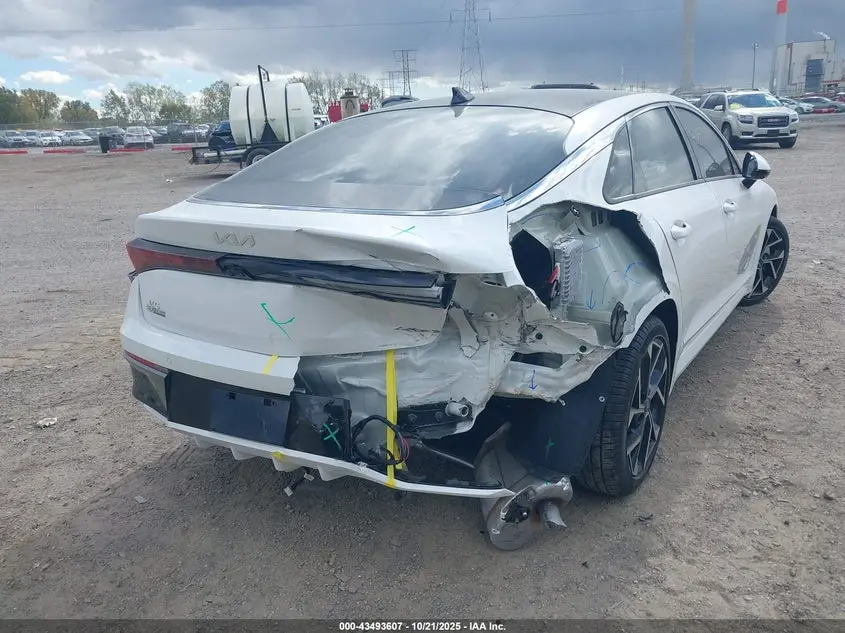 2025 KIA K5 EX