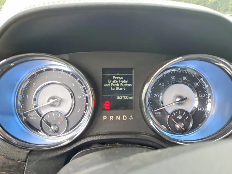 2011 CHRYSLER 300 LIMITED  