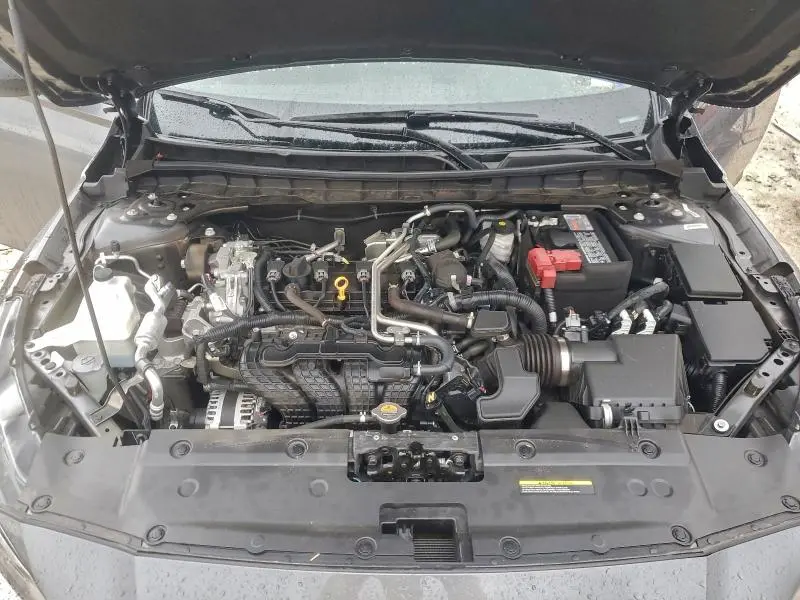 2024 NISSAN ALTIMA SR  