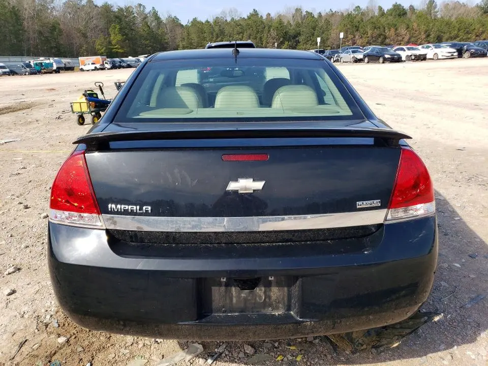 2011 CHEVROLET IMPALA LT  