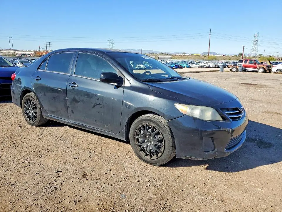 2013 TOYOTA COROLLA LE  