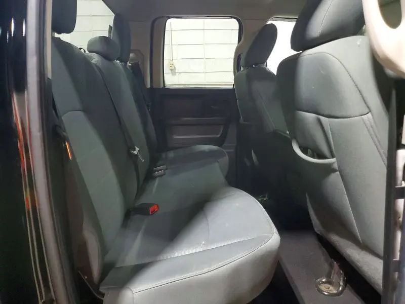 2014 RAM 1500 ST  