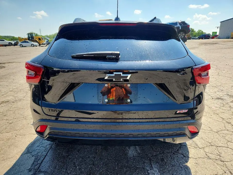 2025 CHEVROLET TRAX 2RS  
