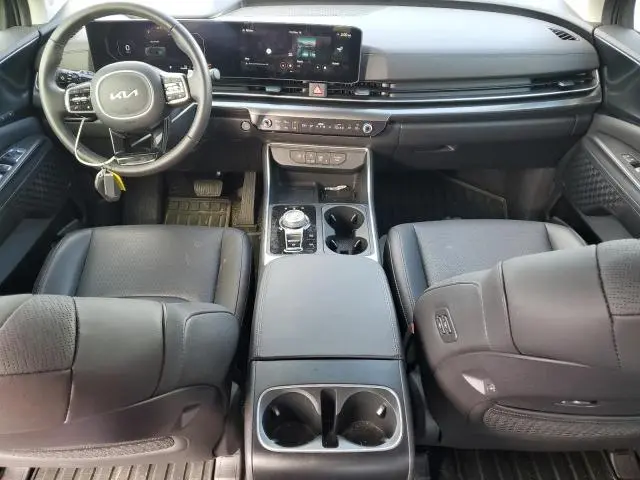 2025 KIA CARNIVAL SX  