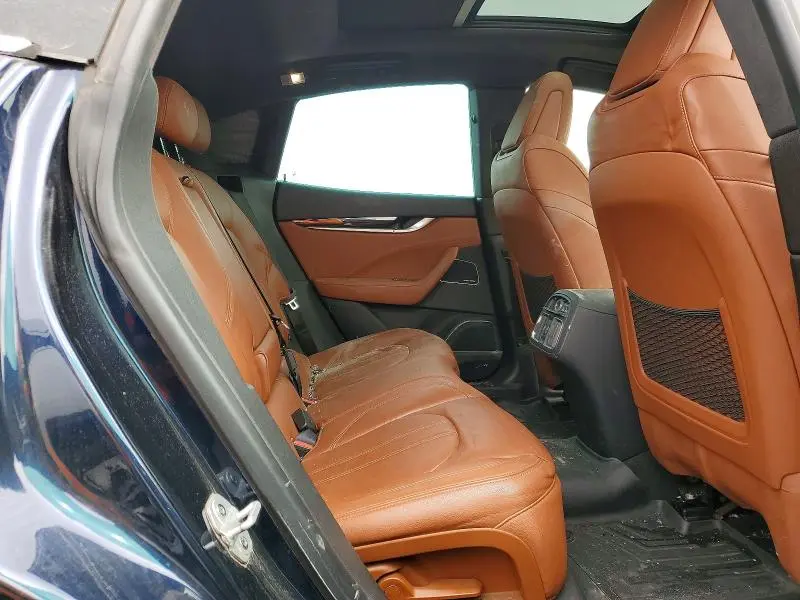 2019 MASERATI LEVANTE S SPORT  