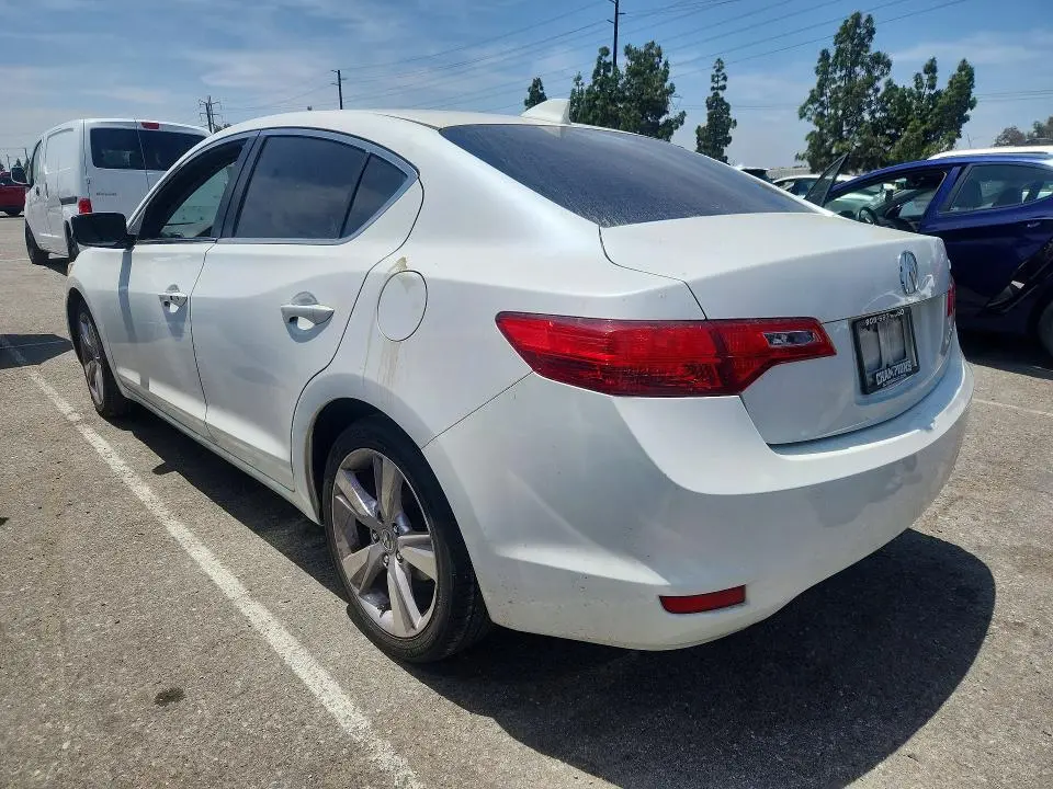 2014 ACURA ILX 20  