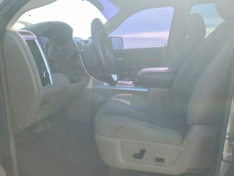 2012 DODGE RAM 1500 SLT  