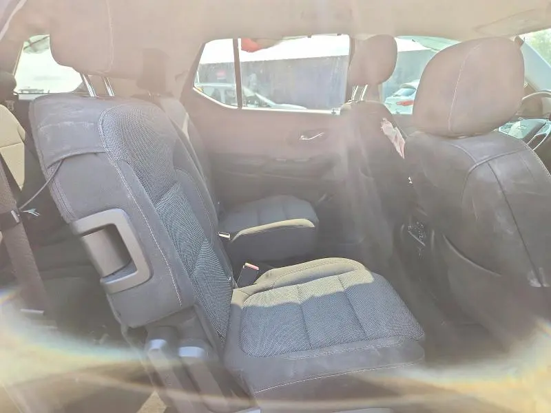 2020 CHEVROLET TRAVERSE LT  