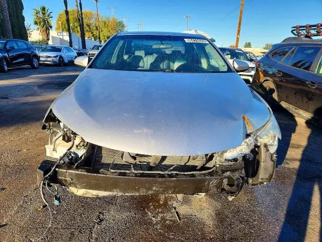 2016 TOYT CAMRY XLE  