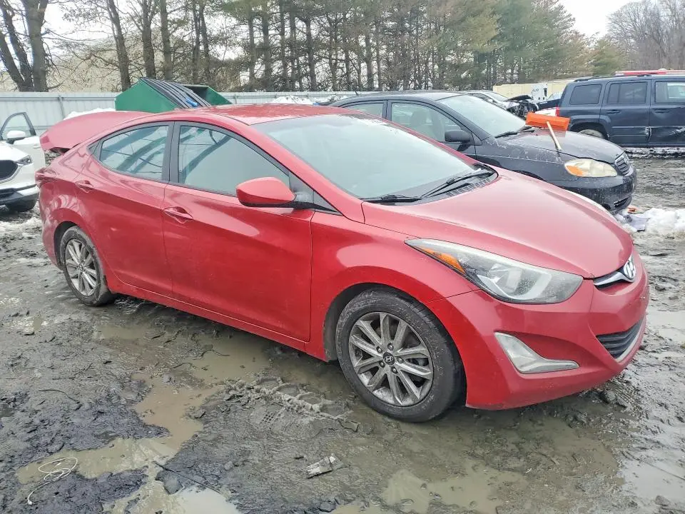 2015 HYUNDAI ELANTRA SE  