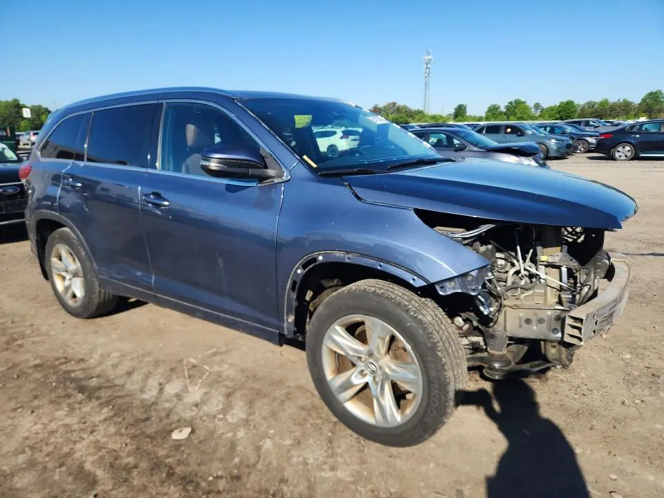 2017 TOYOTA HIGHLANDER LIMITED  
