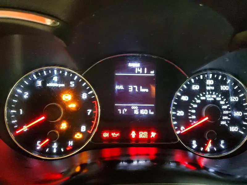 2018 KIA FORTE LX  