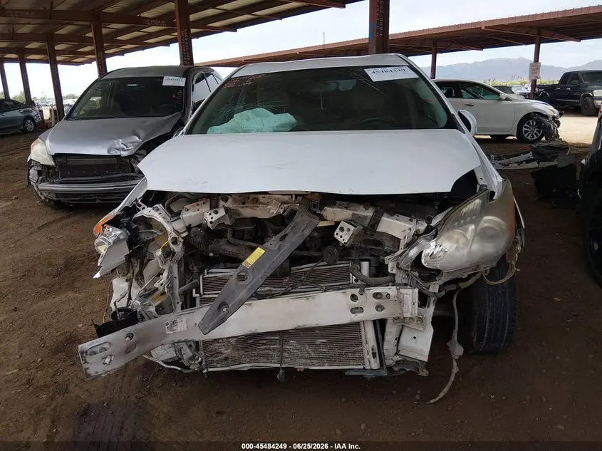 2011 TOYOTA PRIUS TWO