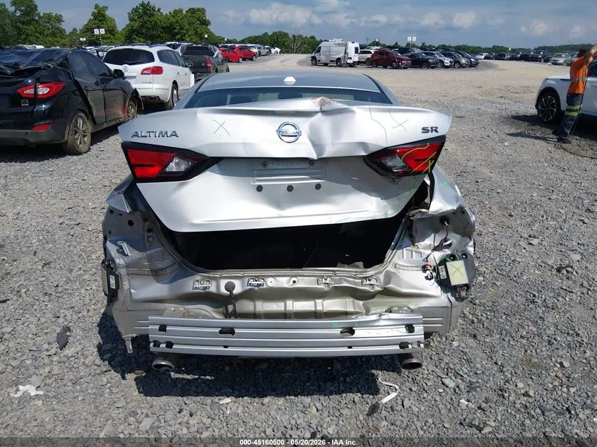2022 NISSAN ALTIMA SR FWD