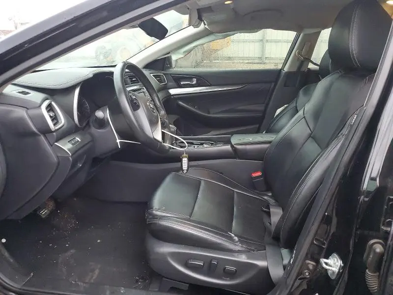 2022 NISSAN MAXIMA SV  