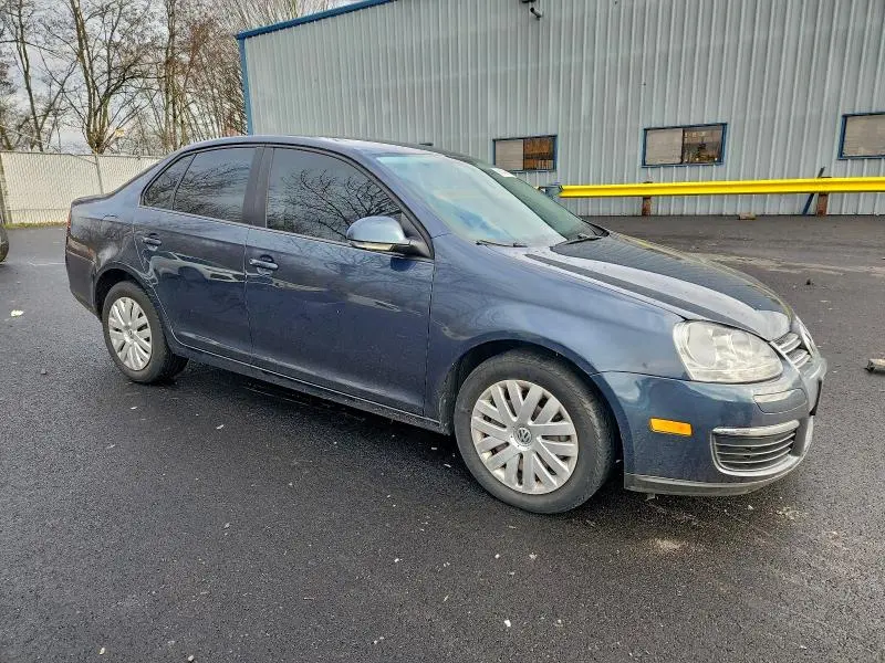 2010 VOLKSWAGEN JETTA S  