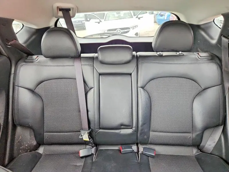 2010 HYUNDAI TUCSON GLS  