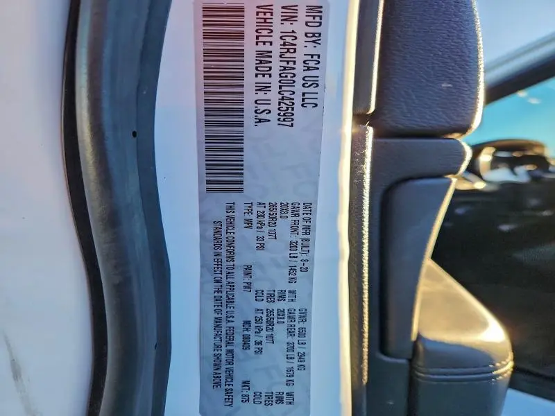 2020 JEEP GRAND CHEROKEE LAREDO  