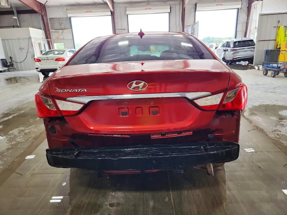 2012 HYUNDAI SONATA GLS  