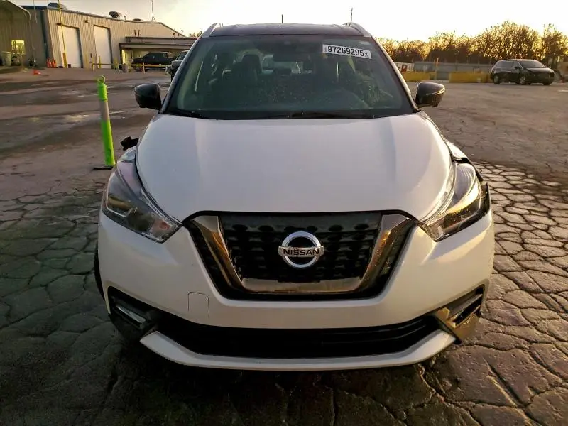 2020 NISSAN KICKS SR  