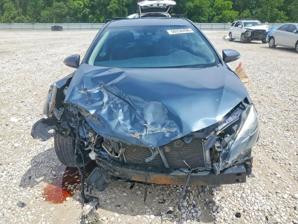 2018 TOYOTA COROLLA SE  