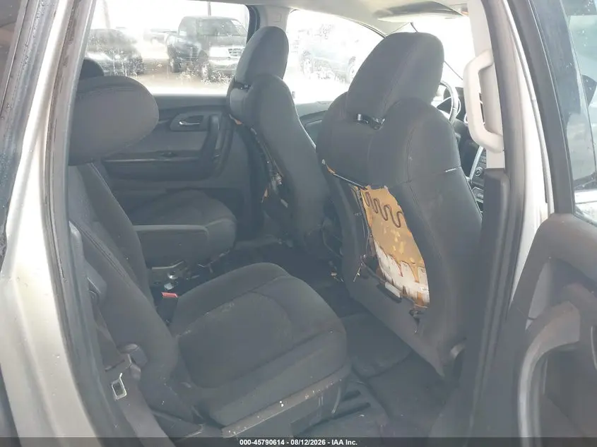 2011 CHEVROLET TRAVERSE LT W/1LT