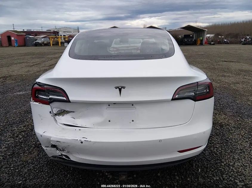 2018 TESLA MODEL 3 LONG RANGE/MID RANGE