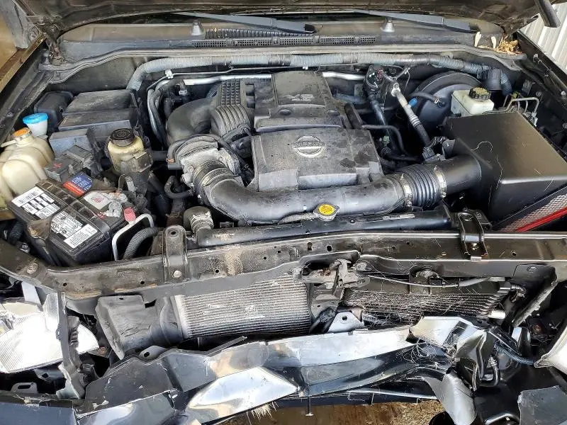 2010 NISSAN PATHFINDER S  