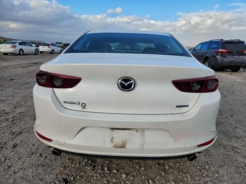 2021 MAZDA 3   