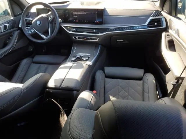 2025 BMW X5 XDRIVE50E  