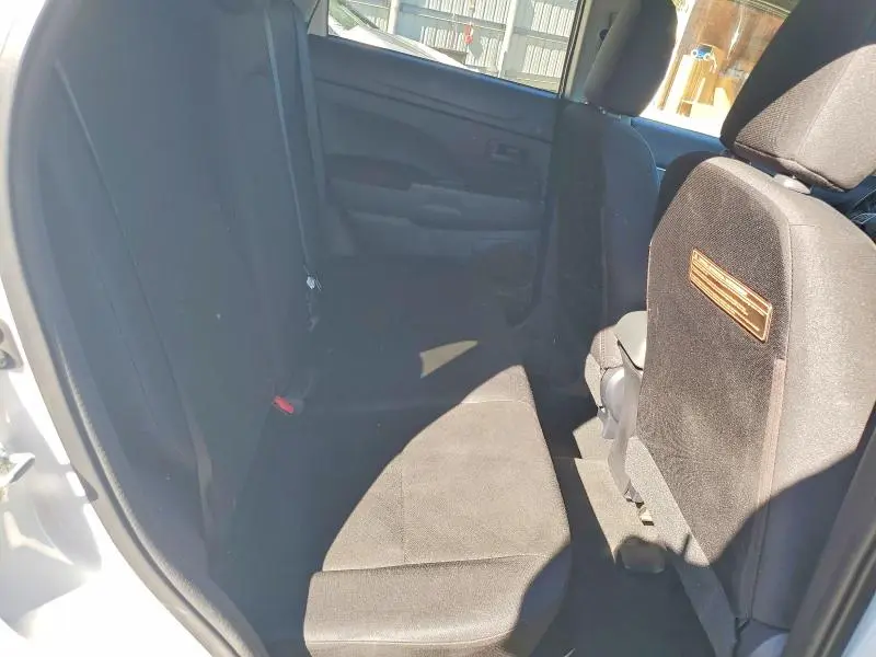 2013 MITSUBISHI OUTLANDER SPORT ES  