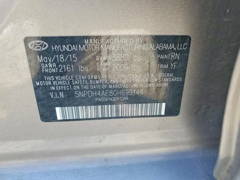2016 HYUNDAI ELANTRA SE  