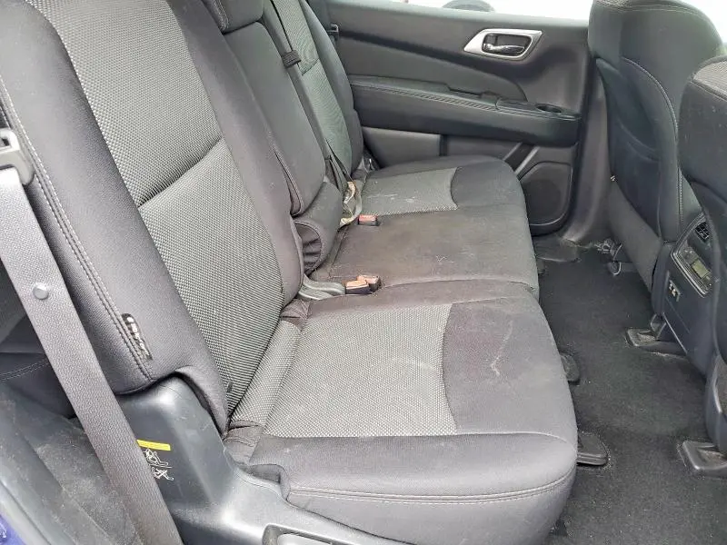 2019 NISSAN PATHFINDER SV  