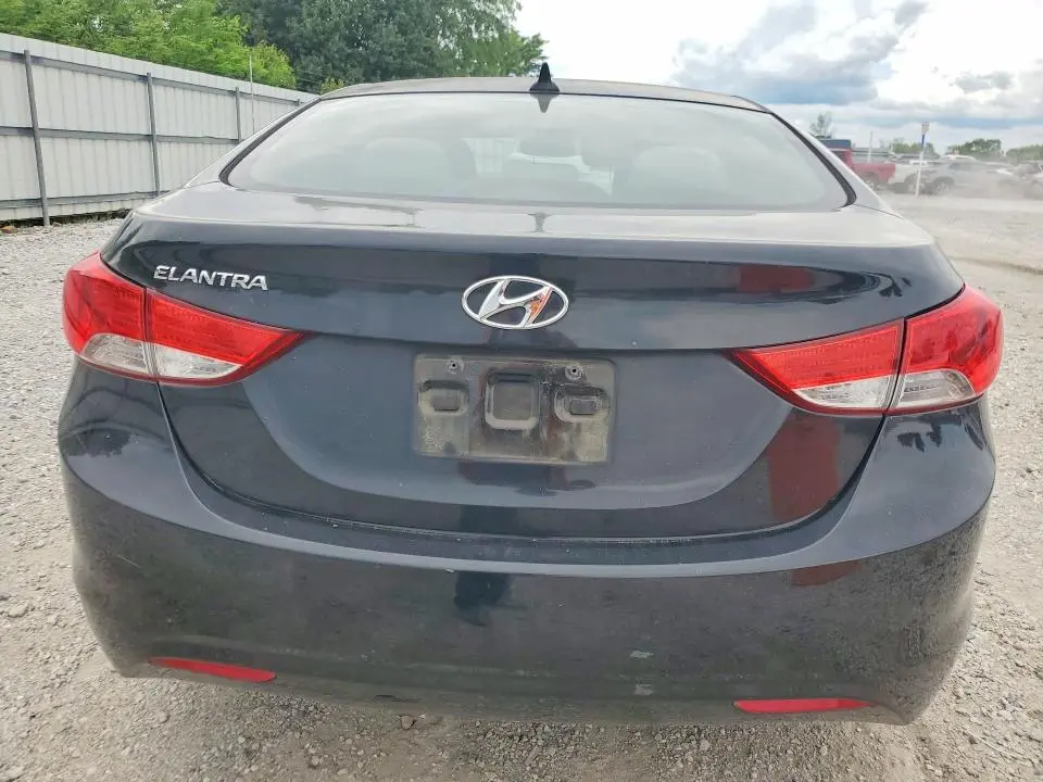 2012 HYUNDAI ELANTRA GLS  