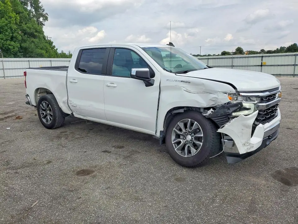 2022 CHEVROLET SILVERADO C1500 LT  