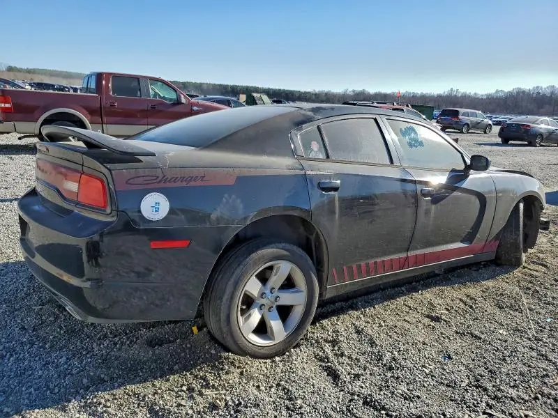 2012 DODGE CHARGER SE  