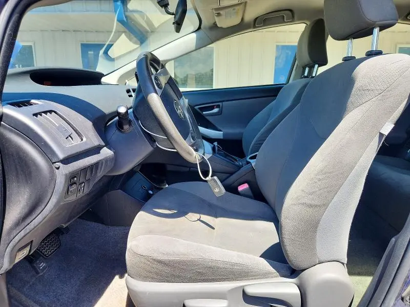 2013 TOYOTA PRIUS TWO  