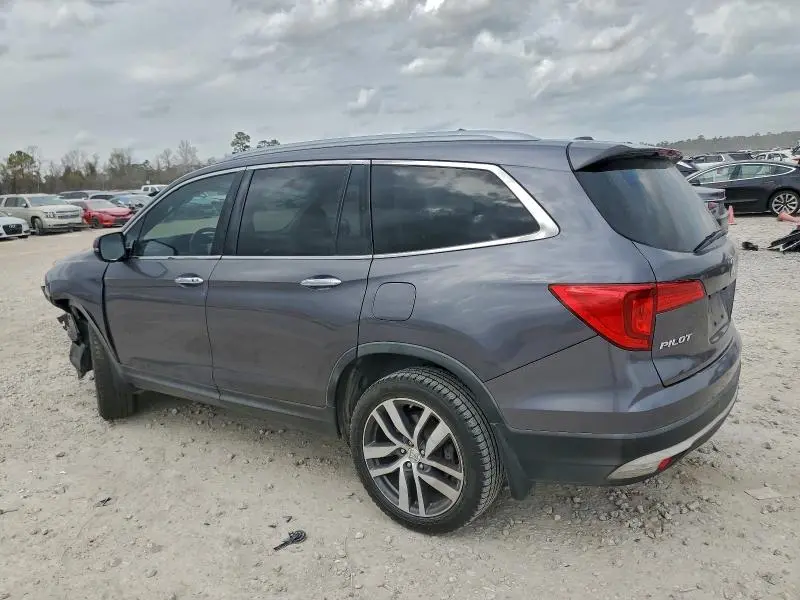 2017 HONDA PILOT TOURING  