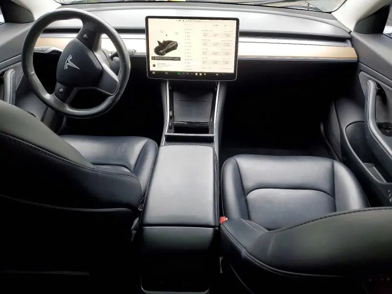 2018 TESLA MODEL 3   